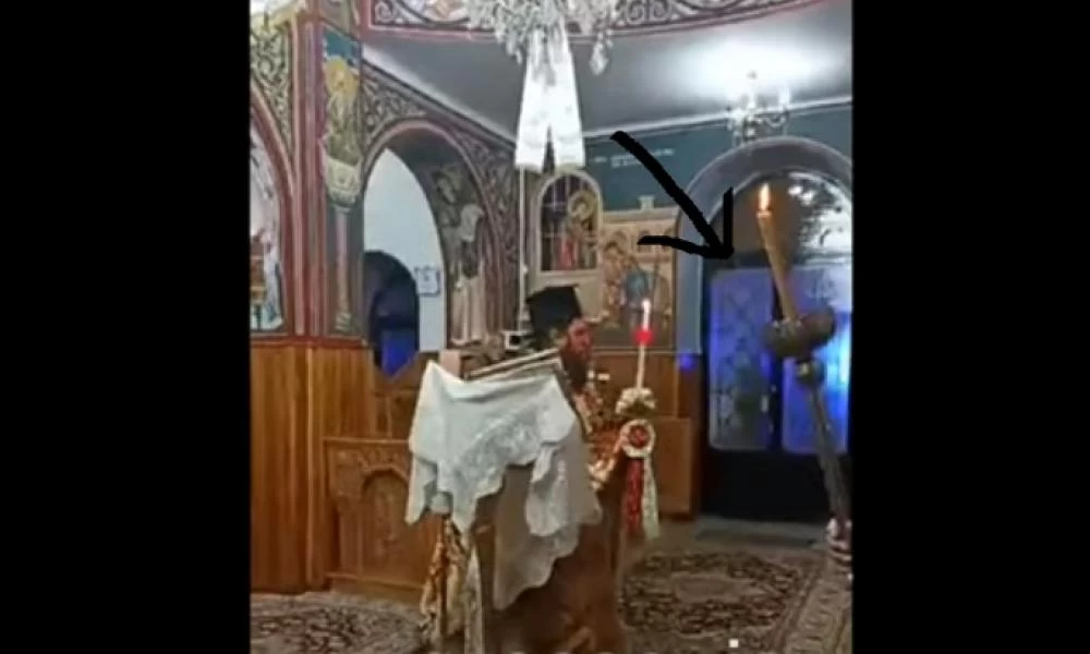 Έστειλαν την αστυνομία την ώρα που ιερέας έψελνε το "Χριστός Ανέστη"